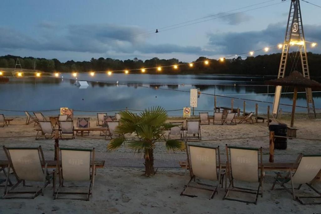 Neu! Ferienhaus Sonnenschein Am Badesee Аурих Экстерьер фото